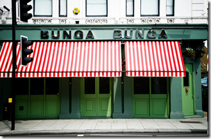 Trionfa il made in Italy: apre a Londra il ‘Bunga-Bunga’ bar … Trionfa il made in Italy: apre a Londra il ‘Bunga-Bunga’ bar …