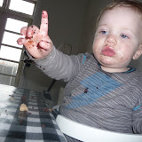 1 år og glad for kage &ndash; 12-mar-2011