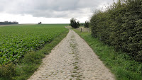 par la très ancienne route de Moriensart Photo