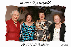 Fotos do evento Astrogildo e Andrea - 18.12.11. Foto numero 29 da Social Click Fotografia Digital, do Rio de Janeiro, RJ, que faz fotos divertidas, fotos malucas, fotos com fantasias, fotos na hora, fotografia maluca, fotografia divertida com molduras personalizadas. fotos divertidas malucas foto maluca animadas animado rj rio de janeiro divertida fantasia animada profissionais casamento imagem fotografa casamentos