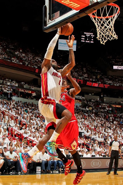 Shorthanded Bulls Shock Miami Heat for 10 Series Lead