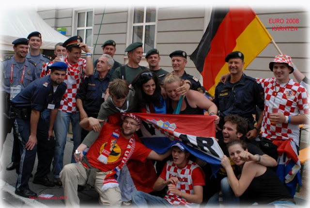 K640_CRO-D-A- Gruppe Kopie.JPG