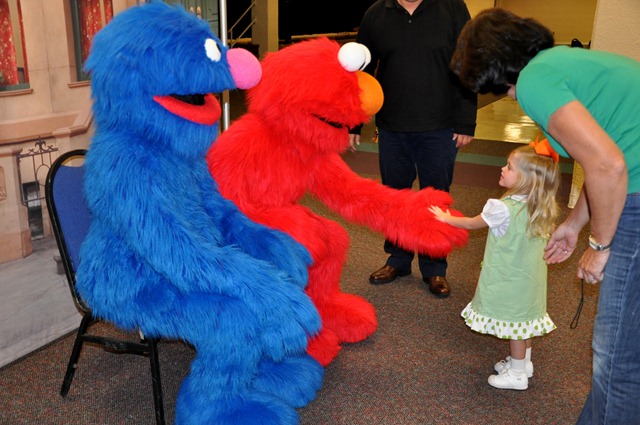 [sesame%2520st%2520live%2520092612%2520%252810%2529%255B3%255D.jpg]