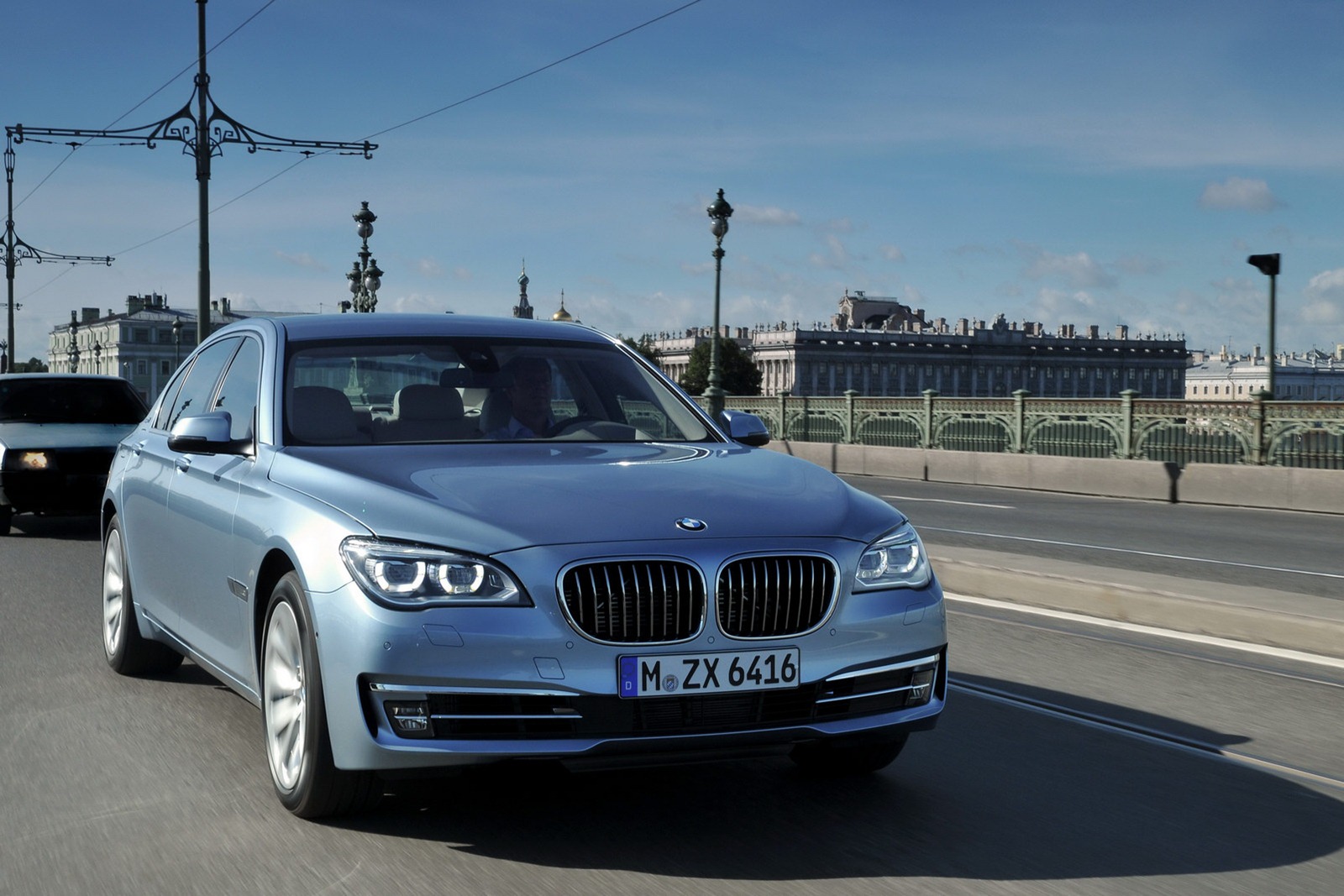 [2013-BMW-7-Series-115%255B2%255D.jpg]