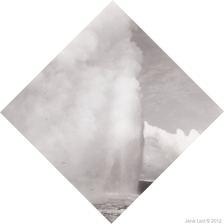 [Old%2520Faithful%2520Geyser%2520in%2520Yellowstone%2520National%2520Park%252C%2520Wyoming%25201%2520Image%2520Rotated%255B7%255D.jpg]