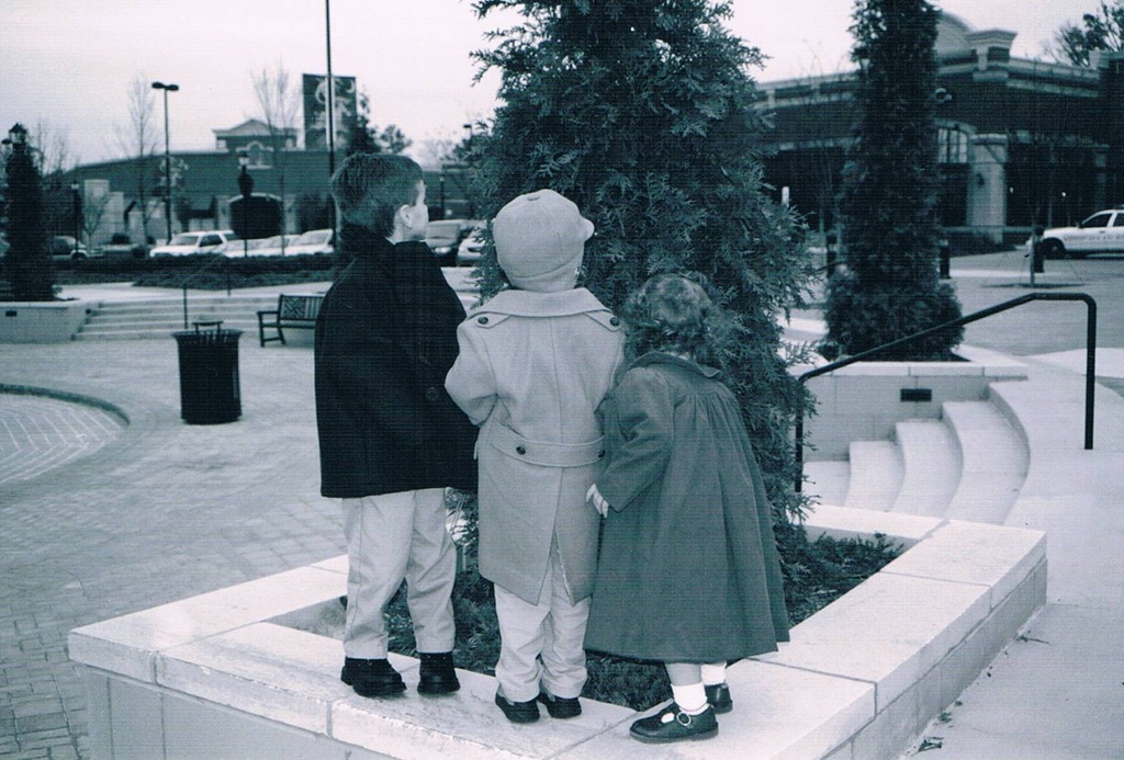 [xmas%2520kids%2520old%2520pix%255B3%255D.jpg]