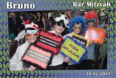 Fotos do evento Bruno - 18.12.11. Foto numero 03 da Social Click Fotografia Digital, do Rio de Janeiro, RJ, que faz fotos divertidas, fotos malucas, fotos com fantasias, fotos na hora, fotografia maluca, fotografia divertida com molduras personalizadas. fotos divertidas malucas foto maluca animadas animado rj rio de janeiro divertida fantasia animada noivas montagem social fotojornalismo casamento