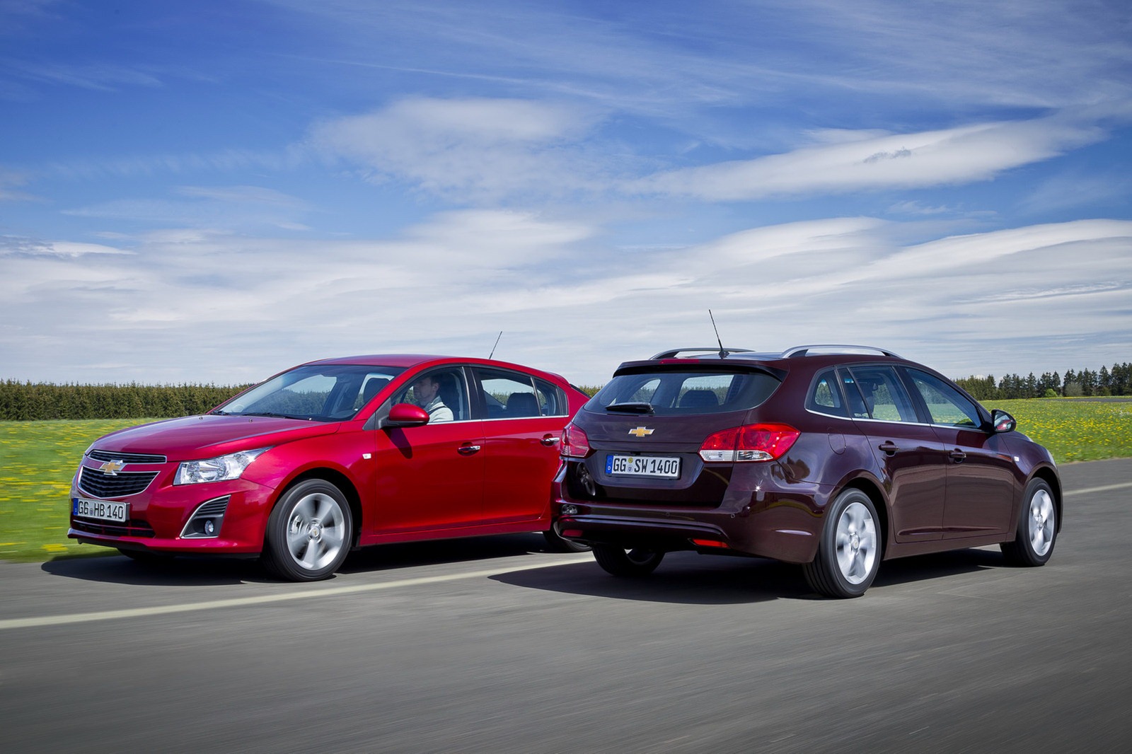 2013-Chevrolet-Cruze-Facelift-E01%25255B2%25255D.jpg