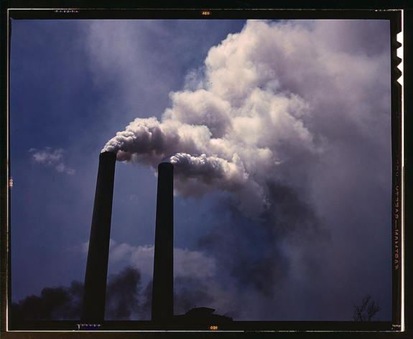 LibraryOfCongress_smoke_1942.jpg1370632048