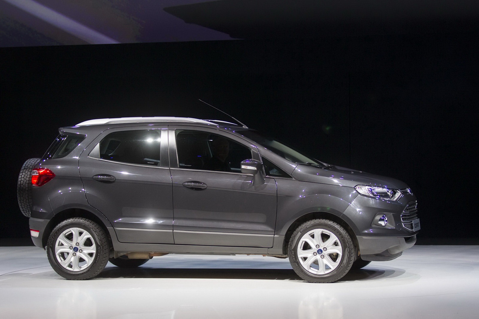 Ford-EcoSport-14%25255B4%25255D.jpg