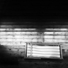 Beach-Hut-Contents---Mono