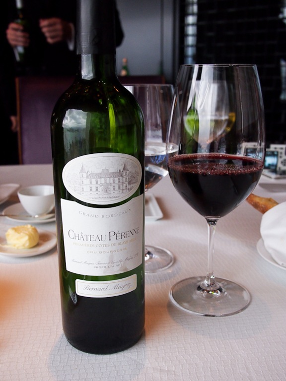 [P4254580-14.jpg]