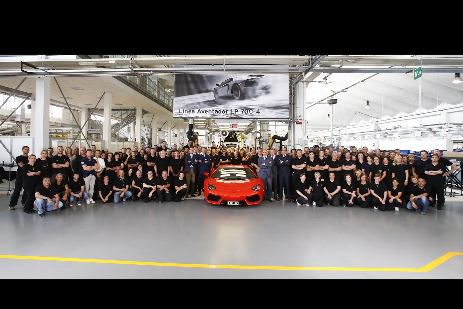 [Lamborghini-Aventador-1000%255B2%255D.jpg]