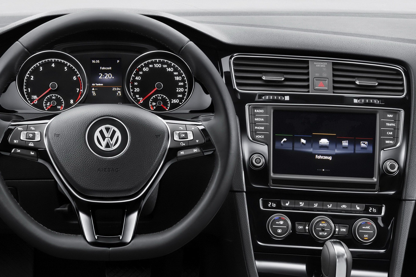 [2013-Volkswagen-Golf-Mk7-23%255B2%255D.jpg]
