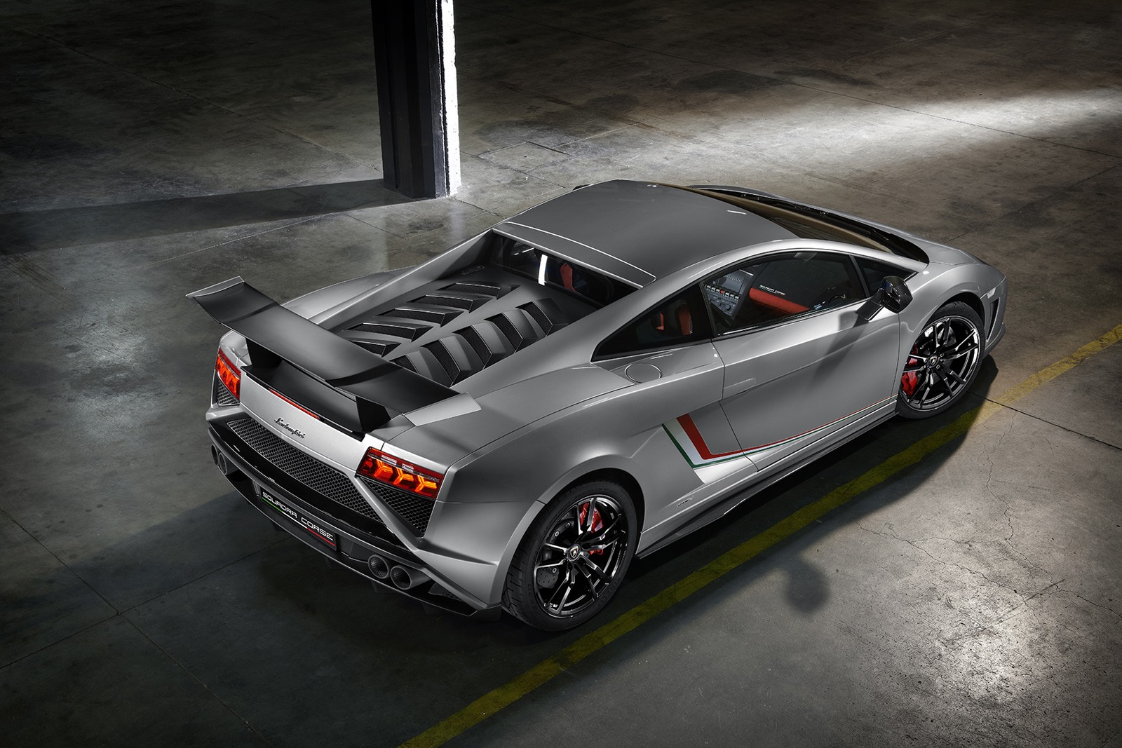 [Lamborghini-Gallardo-LP570-4-Squadra-Corse-6%255B3%255D.jpg]