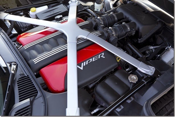 2015-Dodge-Viper-12