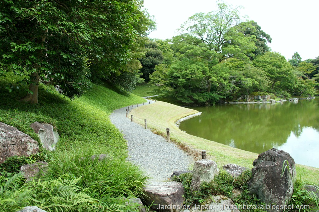 [Jardins%2520no%2520Jap%25C3%25A3o%2520-%2520Jardim%2520Sento%2520-%2520Gl%25C3%25B3ria%2520Ishizaka%255B7%255D.jpg]
