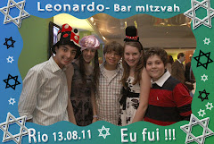 Fotos do evento Leonardo - 13.08.11. Foto numero 43 da Social Click Fotografia Digital, do Rio de Janeiro, RJ, que faz fotos divertidas, fotos malucas, fotos com fantasias, fotos na hora, fotografia maluca, fotografia divertida com molduras personalizadas. fotos divertidas malucas foto maluca animadas animado rj rio de janeiro divertida fantasia animada noivos fotografo casamento fotografa para debutantes