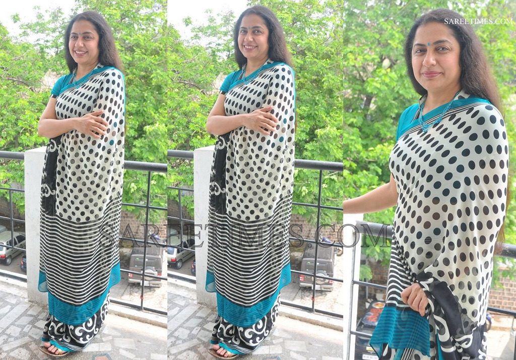 [Suhasini_Polkadots_Saree%255B4%255D.jpg]