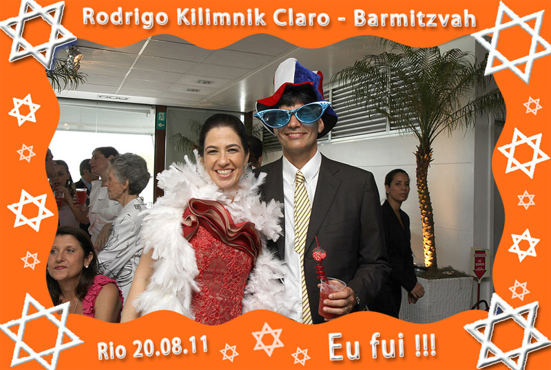 Fotos de Rodrigo Claro - 20.08.11. Foto numero 02 da Social Click Fotografia Digital, do Rio de Janeiro, RJ, que faz fotos divertidas, fotos malucas, fotos com fantasias, fotos na hora, fotografia maluca, fotografia divertida com molduras personalizadas. camarim movel barmitzvah social click foto cobertura fotografica para empresa digital divertida fotos divertidas malucas maluca animadas animado e filmagem rio de janeiro fotógrafo casamento site eventos fotógrafos casamentos