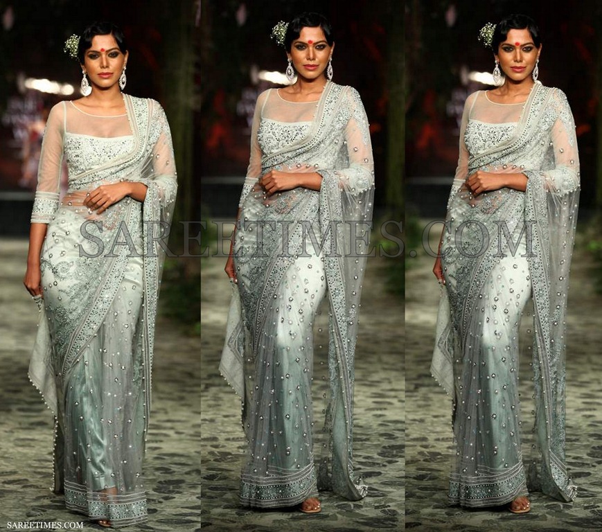 [Tarun_Tahiliani_Silver_Embroidery_Saree%255B4%255D.jpg]