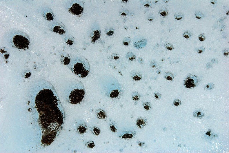 cryoconite-holes-4