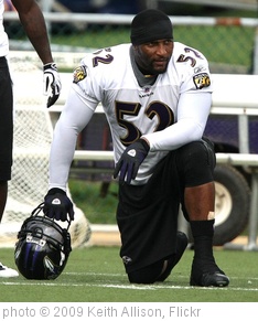 'Ray Lewis' photo (c) 2009, Keith Allison - license: http://creativecommons.org/licenses/by-sa/2.0/