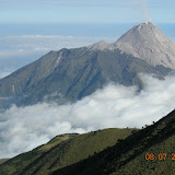 View of Merapi from Merbabu (Wolfgang Piecha, July 2006) View of Merapi from Merbabu (Wolfgang Piecha, July 2006)