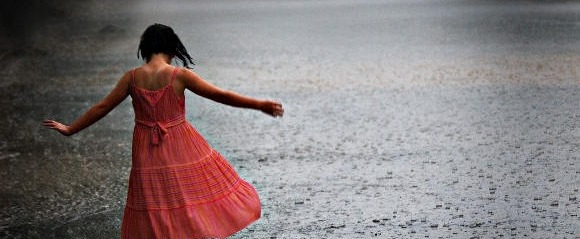 [dance-in-the-rain%255B6%255D.jpg]