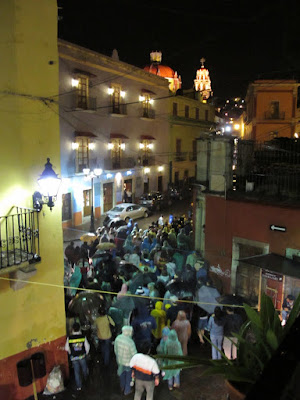 every night troubadors sang in the street