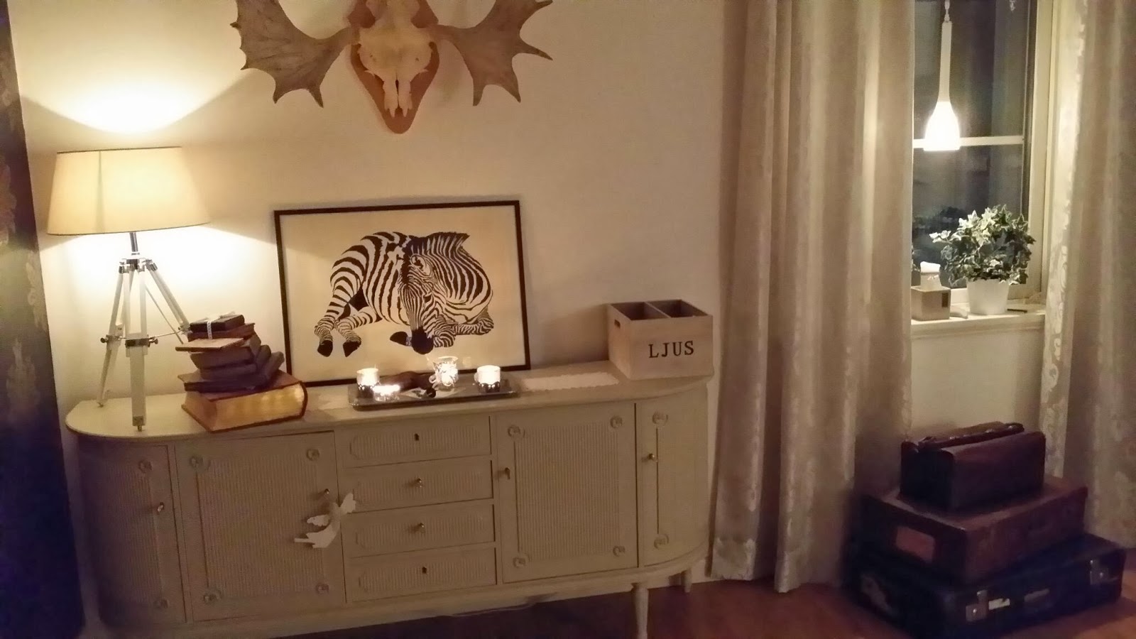 Tolis inredning: vardagsrum