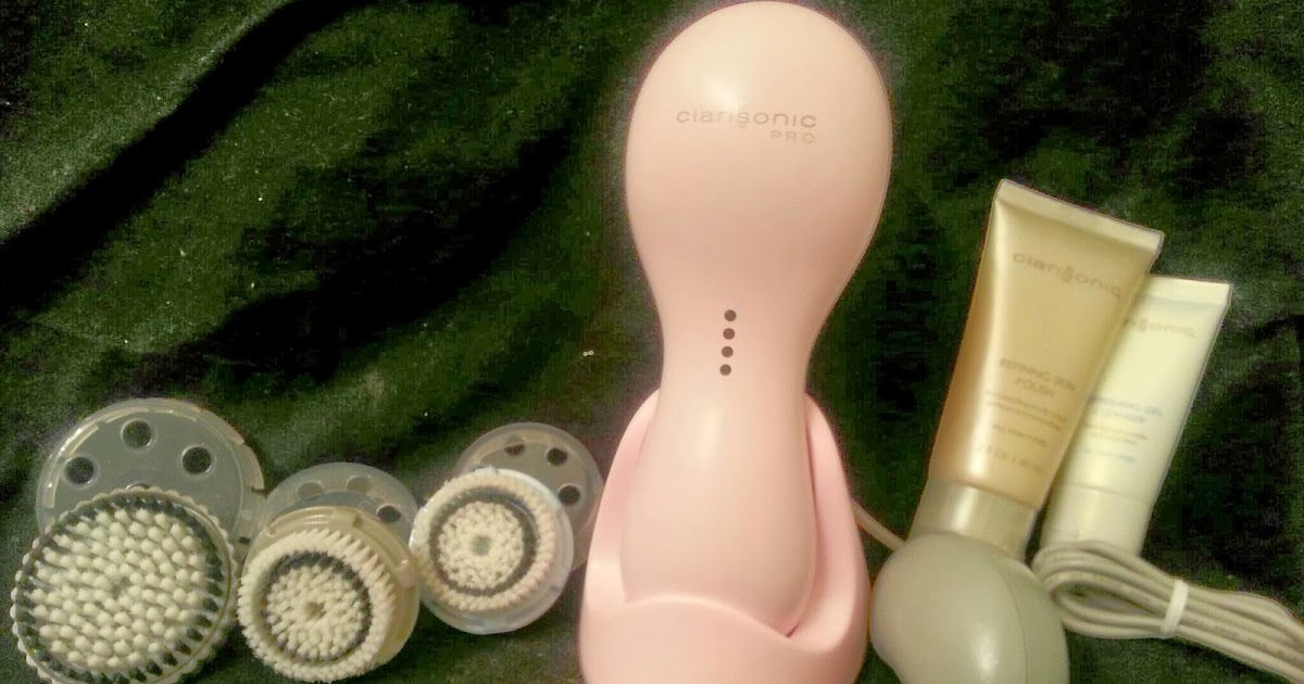 BeautyNeverExpires: Clarisonic Facial Cleansing Brush