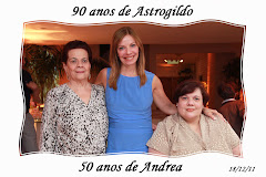 Fotos do evento Astrogildo e Andrea - 18.12.11. Foto numero 24 da Social Click Fotografia Digital, do Rio de Janeiro, RJ, que faz fotos divertidas, fotos malucas, fotos com fantasias, fotos na hora, fotografia maluca, fotografia divertida com molduras personalizadas. fotos divertidas malucas foto maluca animadas animado rj rio de janeiro divertida fantasia animada profissionais casamento imagem fotografa casamentos