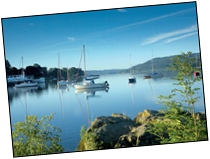 Enjoy the Lovely Lakeside Accommodation