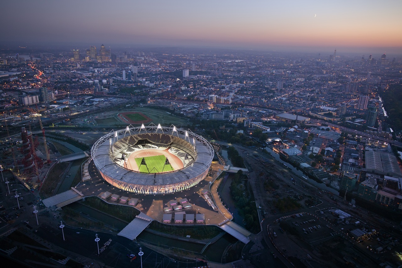[New-olympic-stadium-London1%255B1%255D.jpg]