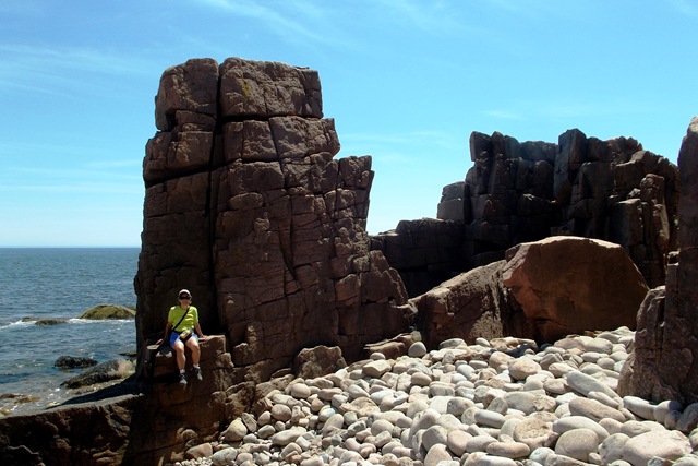 [GreatHeadSandBeachhikes1443.jpg]