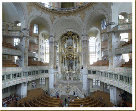 10-Frauenkirche_interior_20