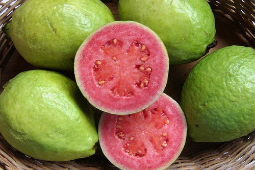[Health-Benefits-of-guavas%255B5%255D.jpg]