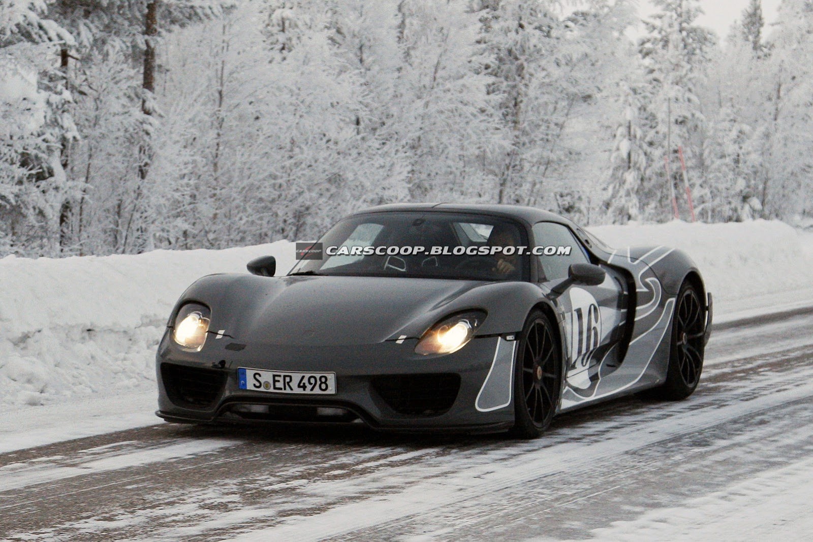 [Porsche-918-Spyder-2Carscoop%255B3%255D.jpg]