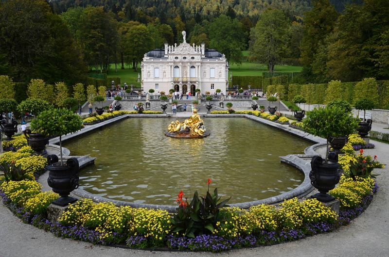 [Linderhof173.jpg]