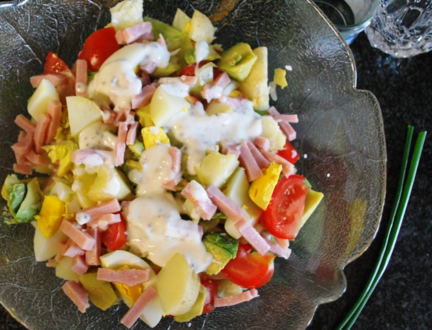 [2012-05-22%2520Salad%2520allmost%2520ready%255B3%255D.jpg]