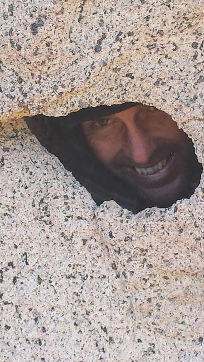 Man in the rock 20131229_072444.jpg