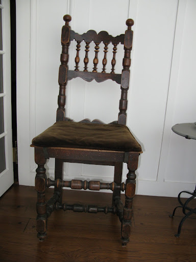 Here is a photo of Martha's own early 17th century chair.