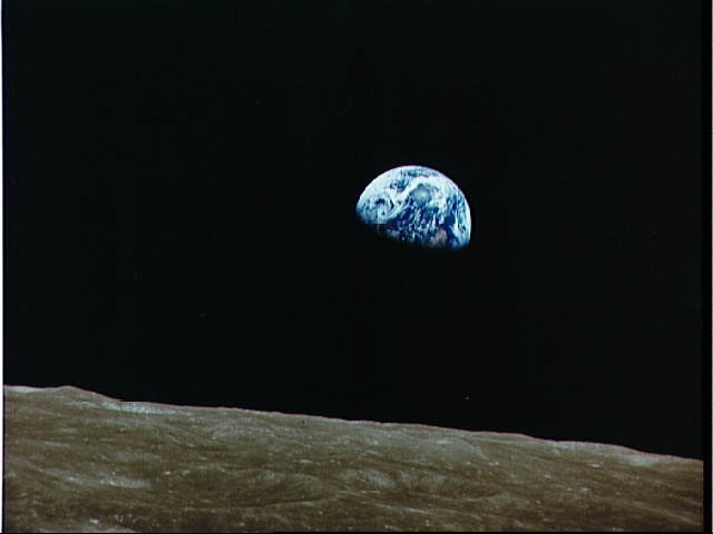 [earth-from-moon%255B3%255D.jpg]