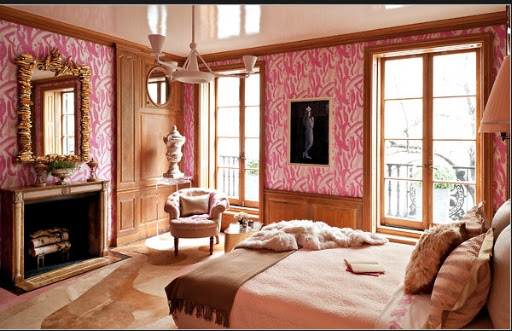 This room shows you how a wallpaper can transform a space.(Amanda Nisbet Design, Inc.)