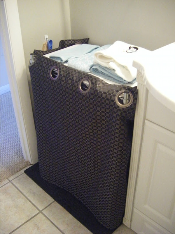 Litter Box Hideaway | allonsykimberly.com Litter Box Hideaway | allonsykimberly.com