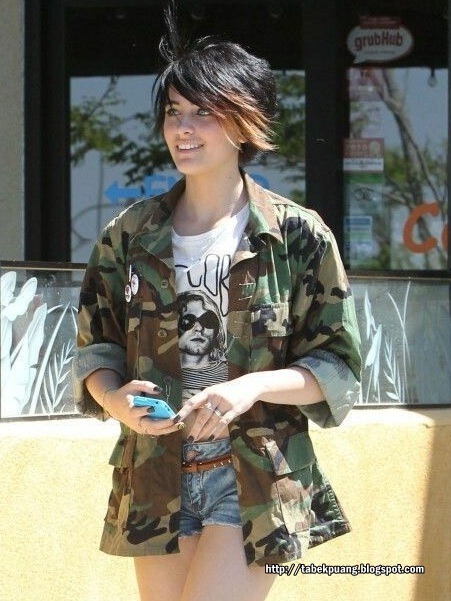 [paris-jackson--pj2%255B3%255D.jpg]