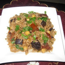 Aromatic Rice With Aubergine and Chickpeas