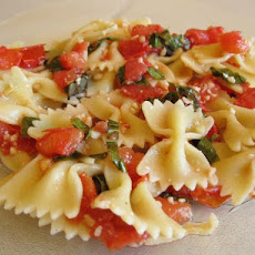 Capellini With Tomatoes, Garlic, and Basil
