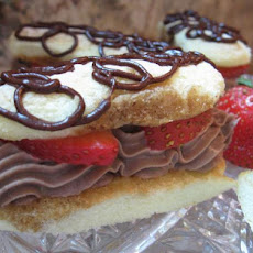 Mini Tiramisu Eclairs
